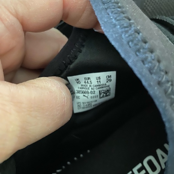 Men's Black Puma Sneakers‎ - Picture 4 of 6